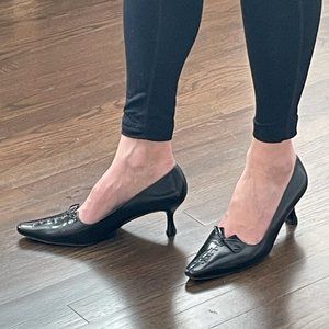 Stuart Weitzman Pumps with kitten heel